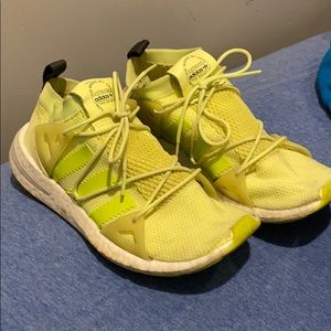 Adidas arkyn lime green